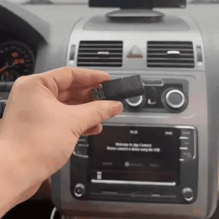 Smart Auto-Connect Dongle - For Easy Connection to Any Car