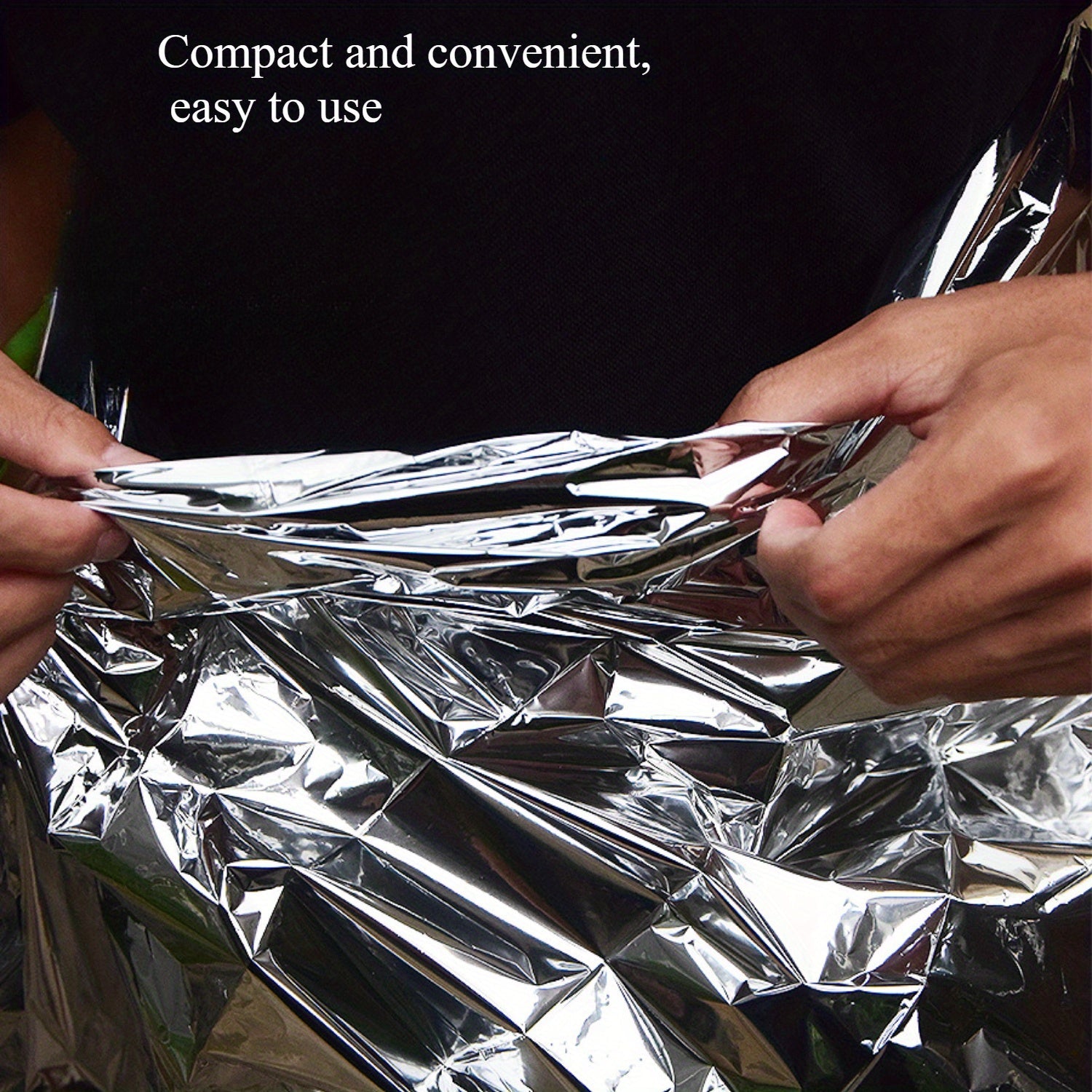 ThermoShield Emergency Blanket - Compact and waterproof, for optimal heat retention